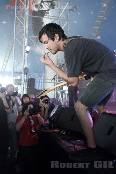 FIDLAR - 2013-06-30 - PARIS - Hippodrome de Longchamp - Zac Carper